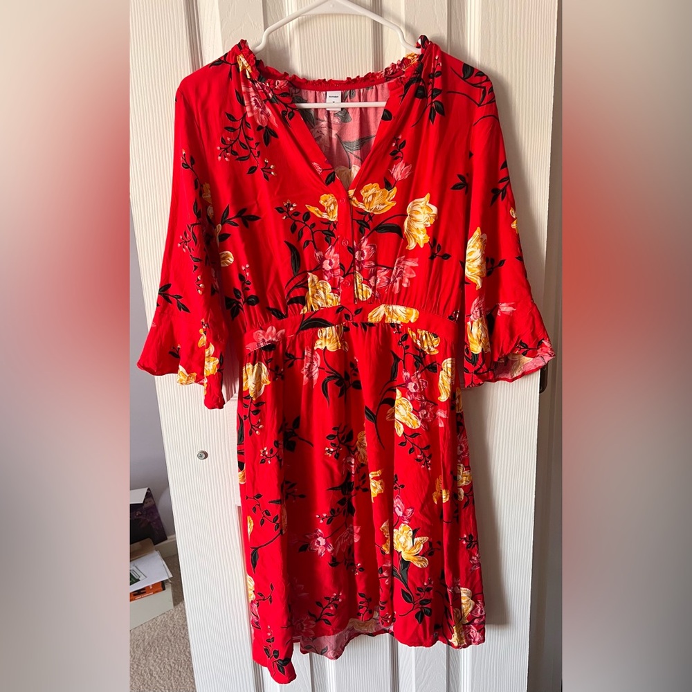 Old Navy Dress - Red Floral - Medium